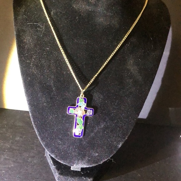 Cobalt Blue floral cloisonné vintage cross pendent on chain necklace​ - Picture 2 of 7